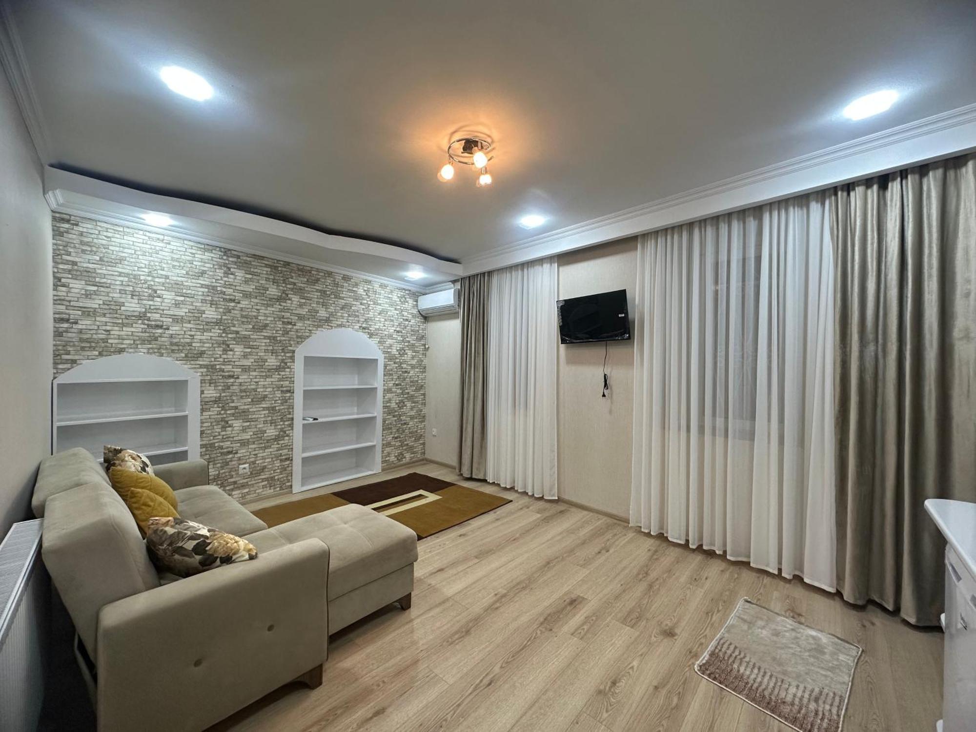 Tamuna Apartment Tbilisi Ngoại thất bức ảnh