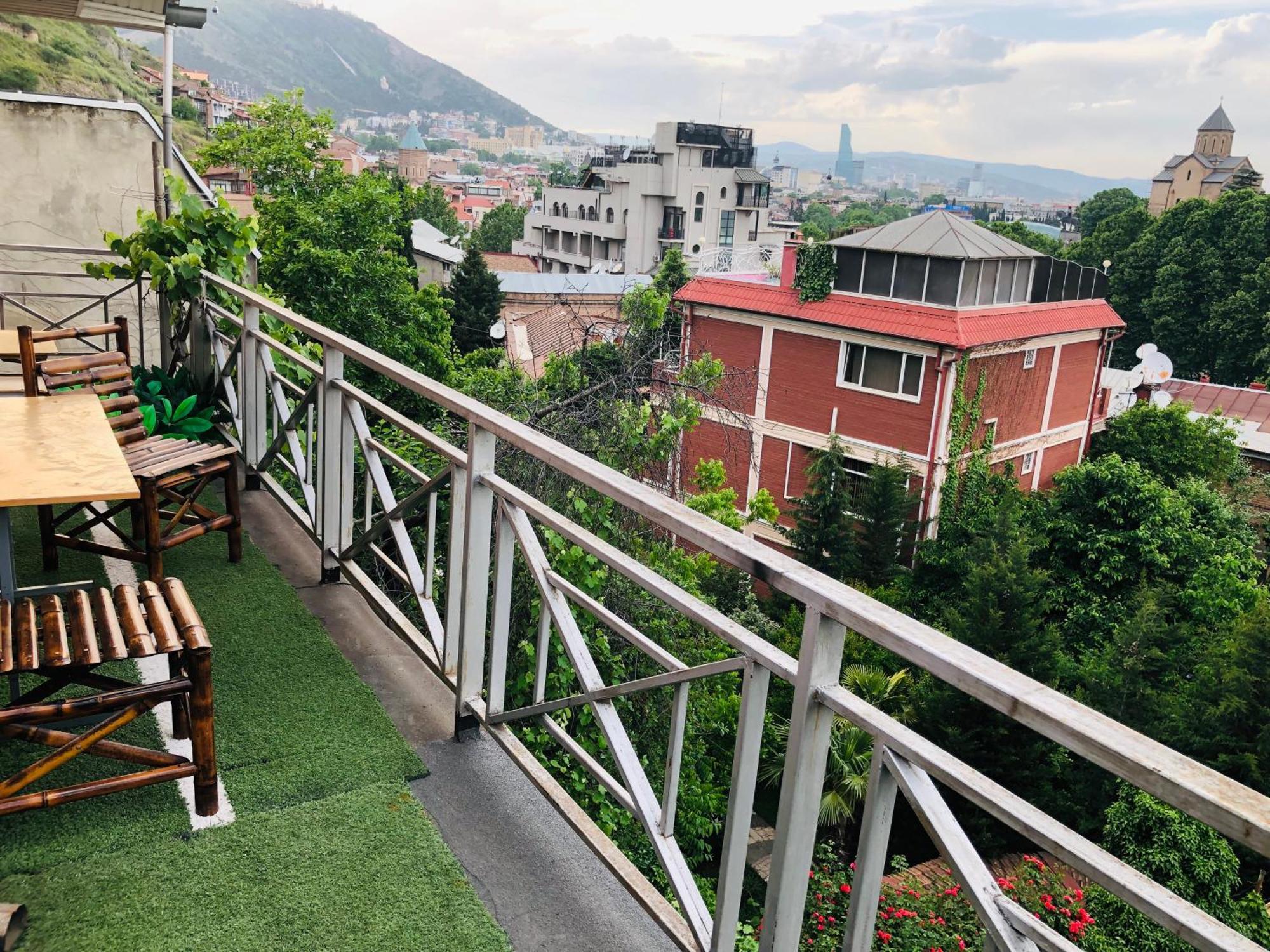 Tamuna Apartment Tbilisi Ngoại thất bức ảnh