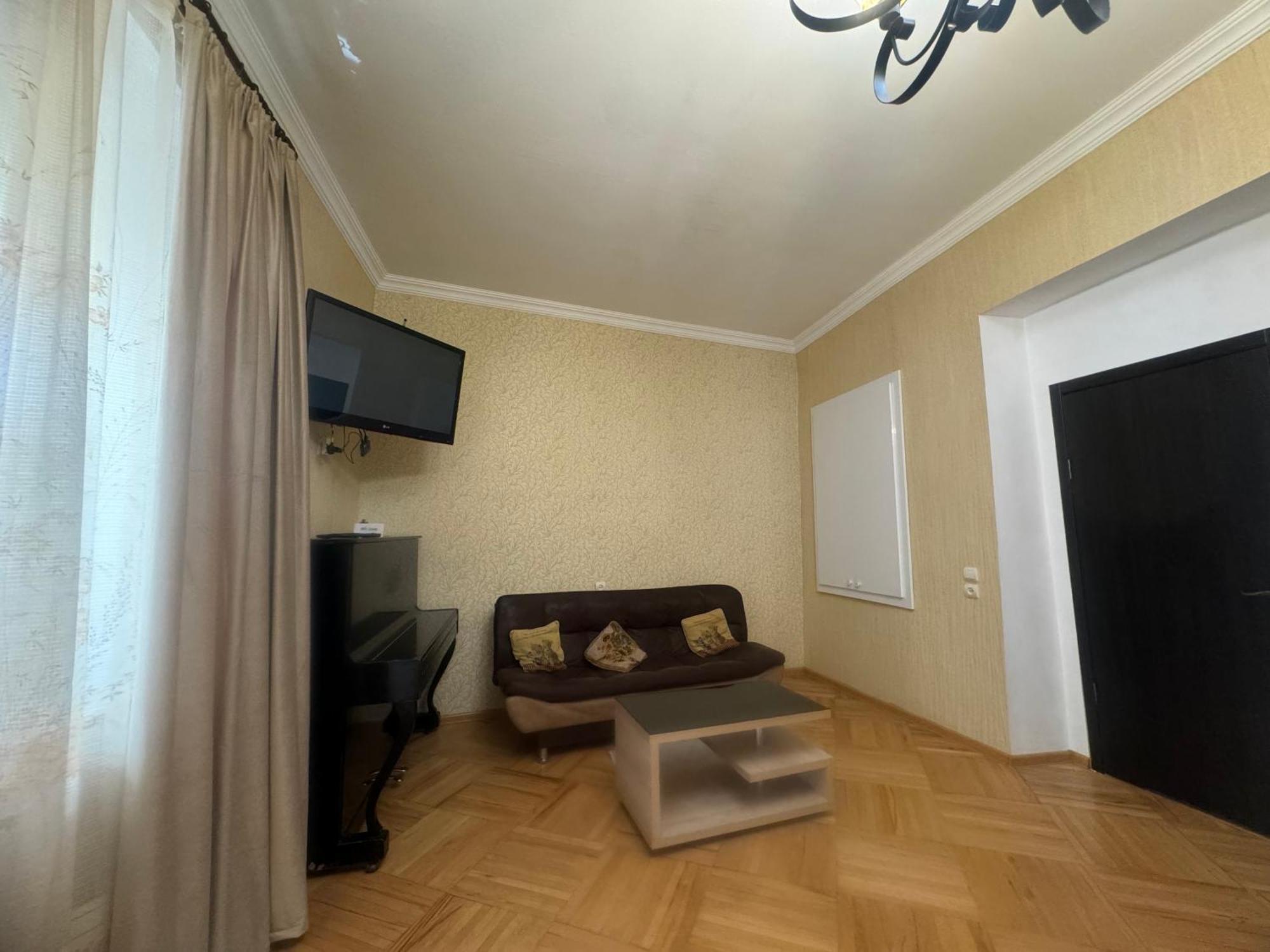 Tamuna Apartment Tbilisi Ngoại thất bức ảnh