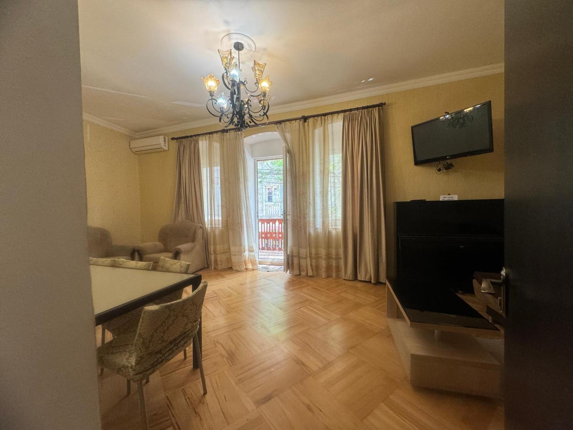 Tamuna Apartment Tbilisi Ngoại thất bức ảnh